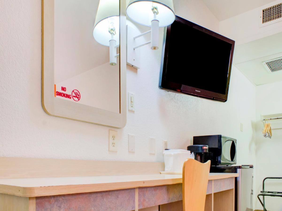 Hotel Travelodge By Wyndham Miles City
